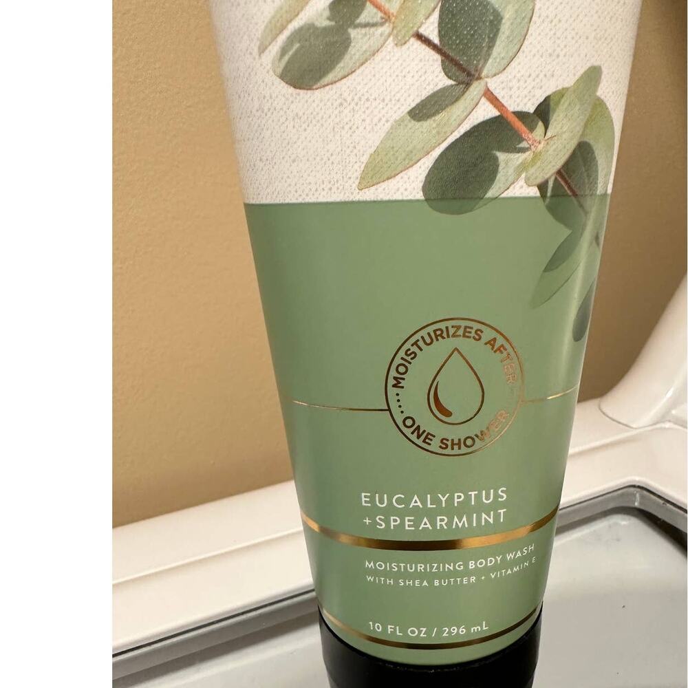 Bath & Body Works Aromatherapy Eucalyptus & Spearment Body Wash 10 oz - Picture 3 of 6